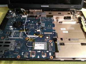 Как разобрать ноутбук Samsung P510