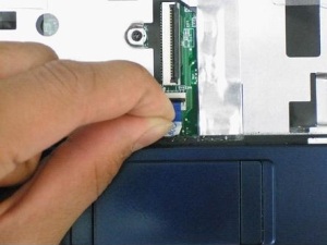 Как быстро разобрать ноутбук Acer Aspire One ZG5