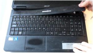 Как разобрать ноутбук Acer Aspire 5734Z для замены термопасты и чистки от пыли