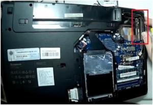 Разборка и чистка ноутбука Lenovo G575.