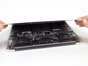 Как разобрать ноутбук Apple MacBook Pro Retina 15"