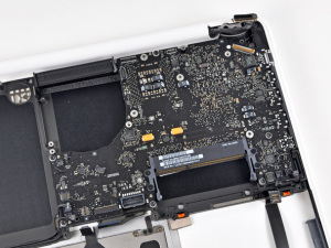 Как разобрать ноутбук Apple MacBook A1342 Unibody