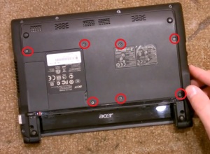 Как разобрать ноутбук Acer Aspire One ZH9 модель A0521