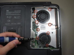 Как разобрать ноутбук HP Pavillon ZD7000?