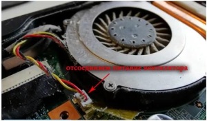 Как разобрать ноутбук MSI CX623, почистить от пыли и заменить термопасту?